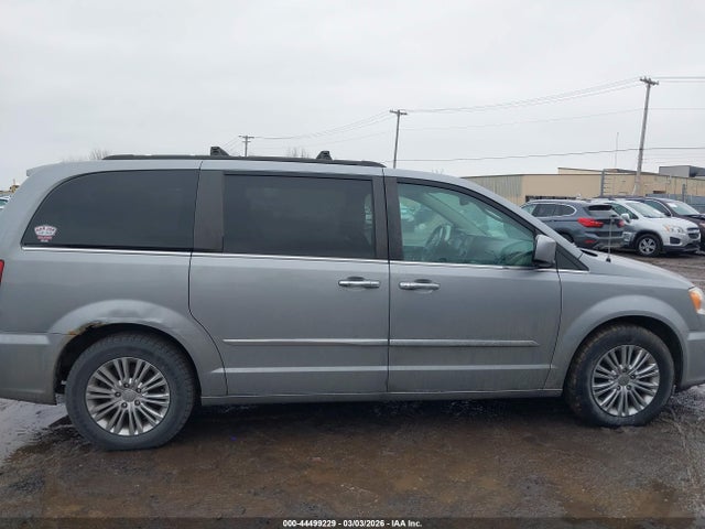 44499229 :رقم المزاد ، 2C4RC1CG1FR661211 vin ، 2015 Chrysler Town & Country Touring-l مزاد بيع