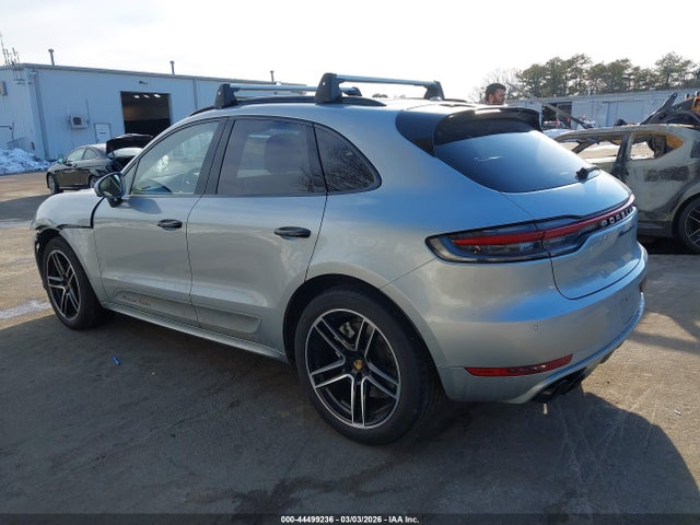 2020 PORSCHE MACAN WP1AF2A57LLB60838 Photo 2