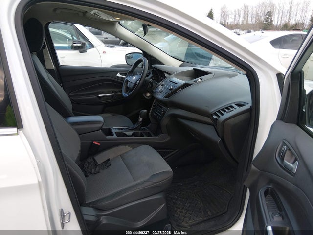 1FMCU0G98HUA63451 Ford ESCAPE SE