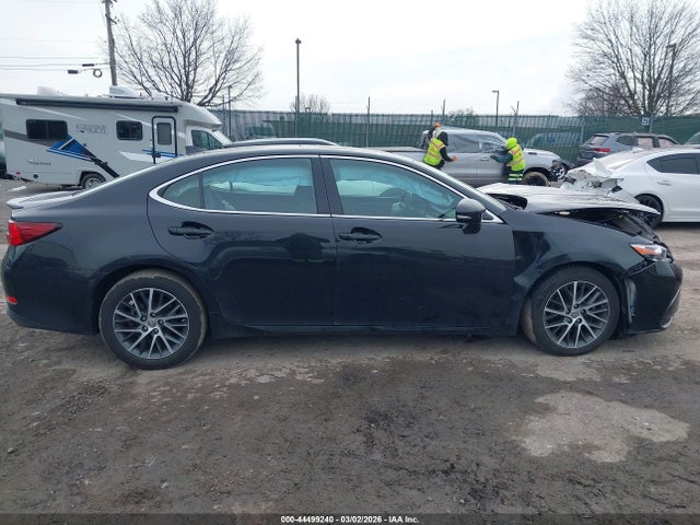 44499240 :رقم المزاد ، 58ABK1GG2HU070524 vin ، 2017 Lexus Es 350 مزاد بيع