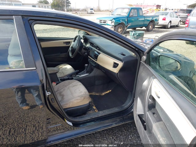 5YFBURHE9FP216168 Toyota COROLLA LE