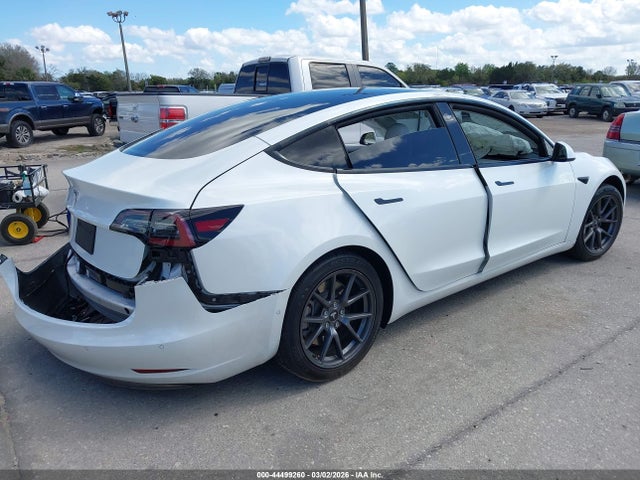 2021 TESLA MODEL 3 5YJ3E1EA8MF018503 Photo 3