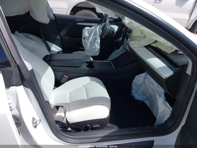 2021 TESLA MODEL 3 5YJ3E1EA8MF018503 Photo 4