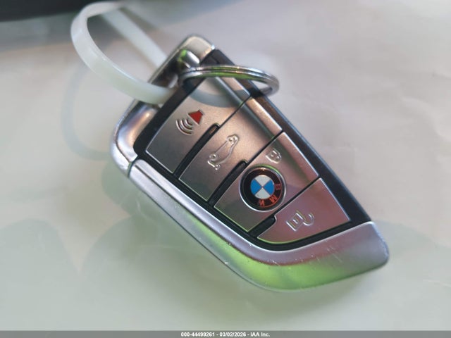 Продажа на аукционе авто 2020 Bmw 740i, vin: WBA7T2C02LGL17400, номер лота: 44499261
