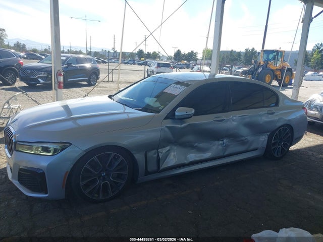 Продажа на аукционе авто 2020 Bmw 740i, vin: WBA7T2C02LGL17400, номер лота: 44499261
