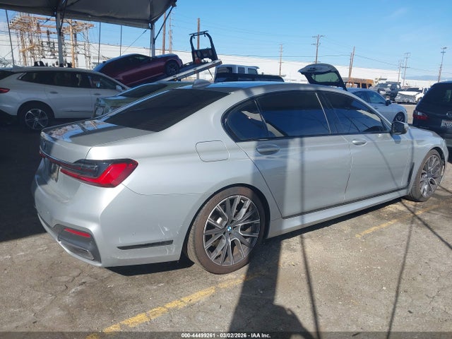 Продажа на аукционе авто 2020 Bmw 740i, vin: WBA7T2C02LGL17400, номер лота: 44499261