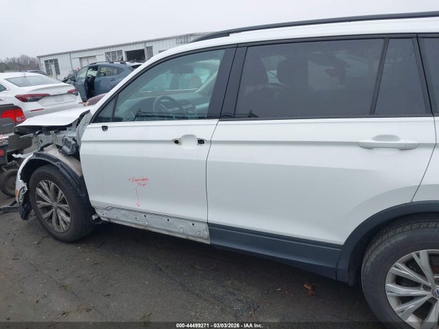 Продажа на аукционе авто 2019 Volkswagen Tiguan 2.0t S, vin: 3VV1B7AX2KM139549, номер лота: 44499271
