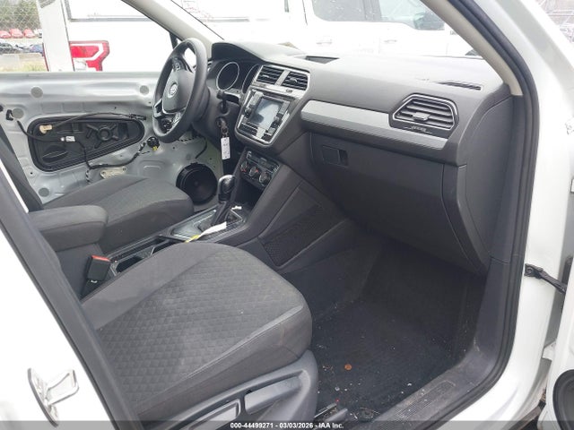 Продажа на аукционе авто 2019 Volkswagen Tiguan 2.0t S, vin: 3VV1B7AX2KM139549, номер лота: 44499271