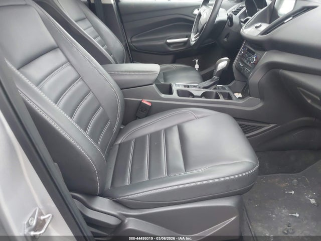 1FMCU9HD7KUA43898 Ford ESCAPE SEL