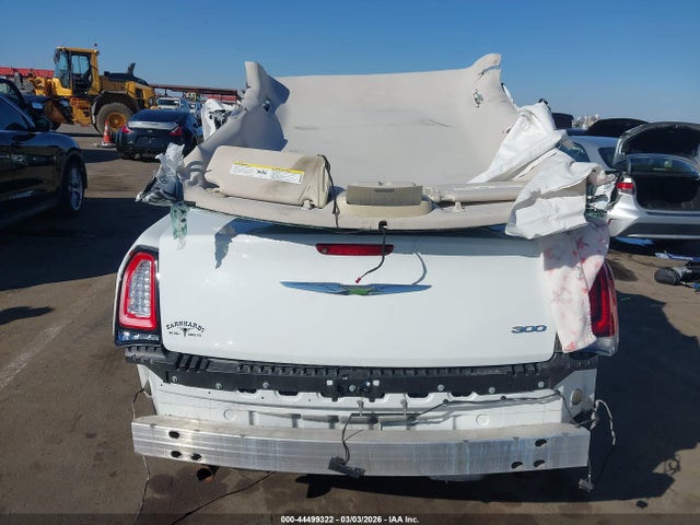 2019 Chrysler 300 Touring მანქანა იყიდება აუქციონზე, vin: 2C3CCAAG8KH727184, აუქციონის ნომერი: 44499322
