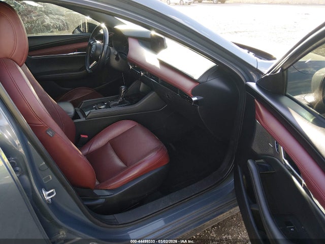 Mazda Mazda3 Premium Package 2019 JM1BPBNM4K1135779 Image 5
