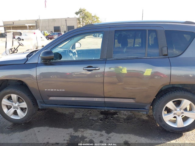 2015 Jeep Compass Sport მანქანა იყიდება აუქციონზე, vin: 1C4NJDBB0FD206669, აუქციონის ნომერი: 44499340