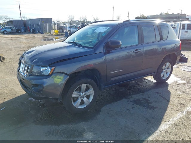 2015 Jeep Compass Sport მანქანა იყიდება აუქციონზე, vin: 1C4NJDBB0FD206669, აუქციონის ნომერი: 44499340