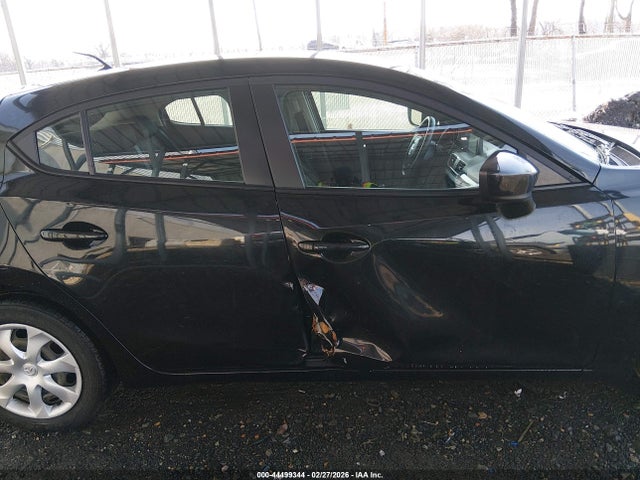 Продаж на аукціоні авто 2015 Mazda Mazda3 I Sport, vin: 3MZBM1K73FM210429, номер лоту: 44499344