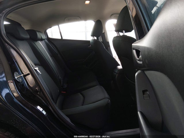 Продаж на аукціоні авто 2015 Mazda Mazda3 I Sport, vin: 3MZBM1K73FM210429, номер лоту: 44499344