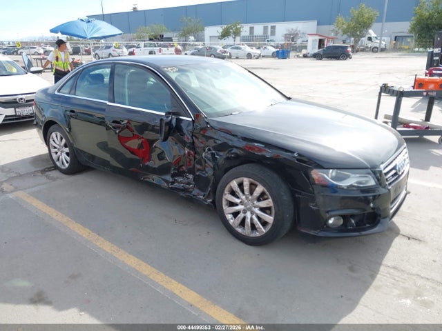 2010 AUDI A4 WAUFFAFL8AN065390 Photo 0