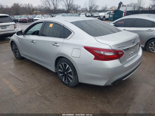 2018 NISSAN ALTIMA 1N4AL3APXJC229803 Photo 2