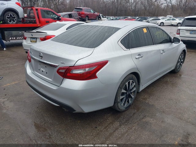 2018 NISSAN ALTIMA 1N4AL3APXJC229803 Photo 3