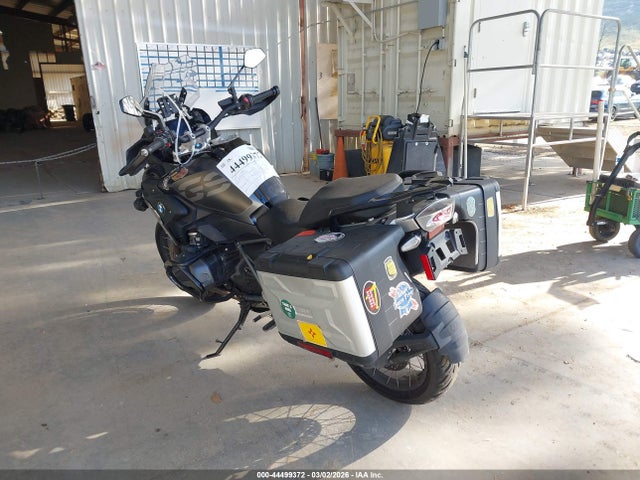 BMW R 1250 GS 2023 WB10M0301P6H75348 Image 3