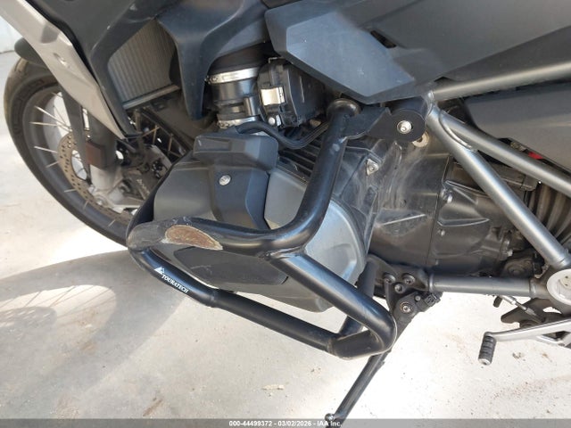 BMW R 1250 GS 2023 WB10M0301P6H75348 Image 9