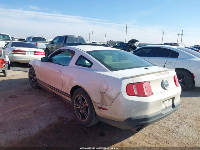 2012 Ford Mustang V6 Premium მანქანა იყიდება აუქციონზე, vin: 1ZVBP8AM5C5208206, აუქციონის ნომერი: 44499385