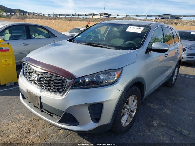 5XYPG4A39KG451600 KIA Sorento 2.4l Lx