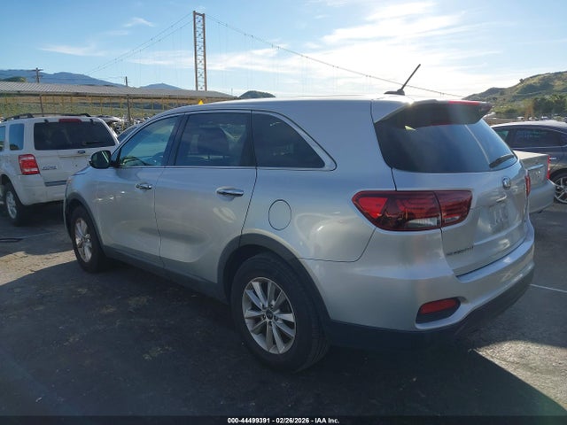 5XYPG4A39KG451600 KIA Sorento 2.4l Lx