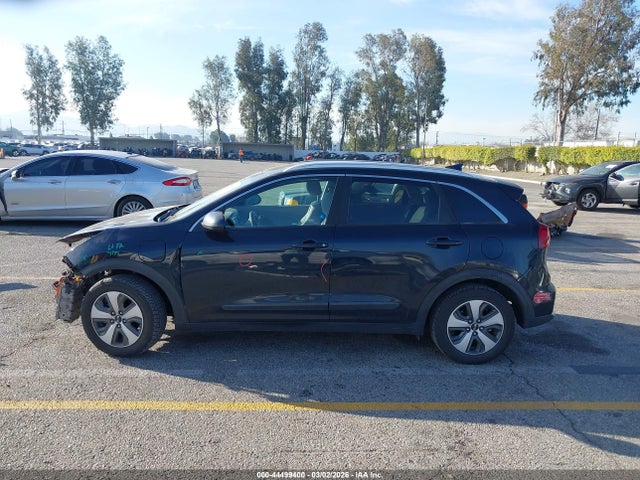 KIA Niro Plug-in Hybrid Lx 2018 KNDCM3LD6J5147753 Image 15
