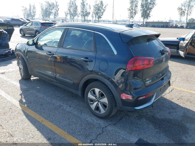 KIA Niro Plug-in Hybrid Lx 2018 KNDCM3LD6J5147753 Image 3