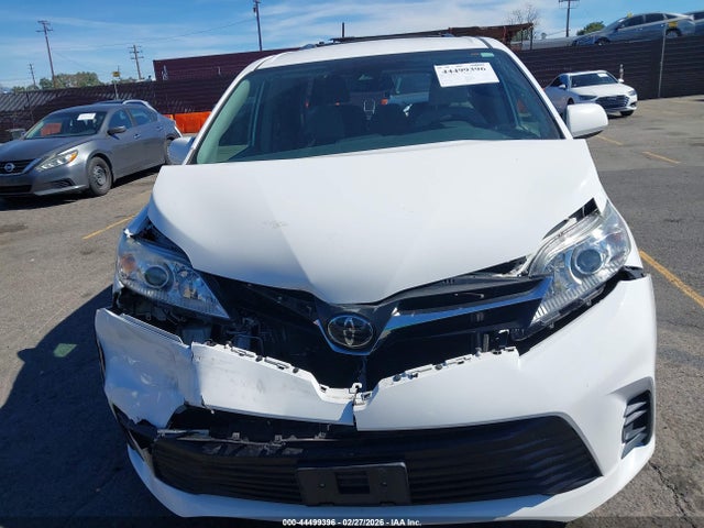 Toyota SIENNA LE 2020 5TDKZ3DC8LS046780 Image 13