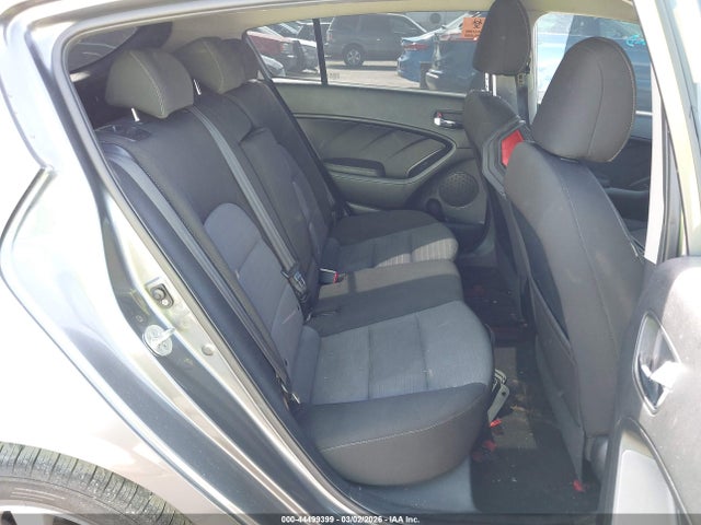 KNAFX5A8XF5302685 KIA FORTE EX