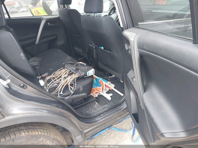 Toyota Rav4 Xle 2016 2T3WFREV2GW261038 Image 8