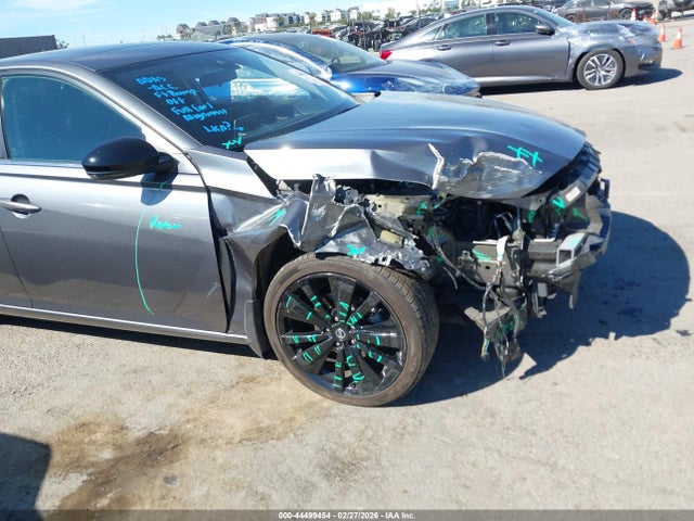 1N4BL4CV9NN353156 Nissan Altima Sr Fwd