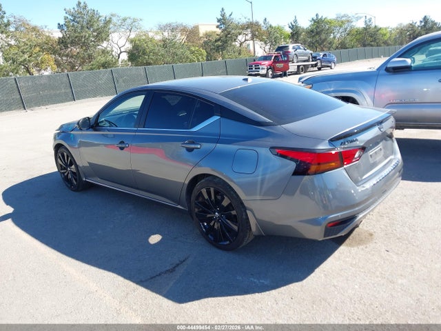 1N4BL4CV9NN353156 Nissan Altima Sr Fwd