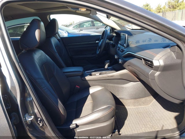 1N4BL4CV9NN353156 Nissan Altima Sr Fwd