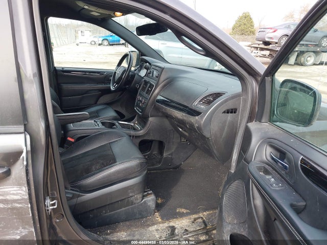 Продажа на аукционе авто 2016 Dodge Grand Caravan Sxt, vin: 2C4RDGCG6GR357955, номер лота: 44499458