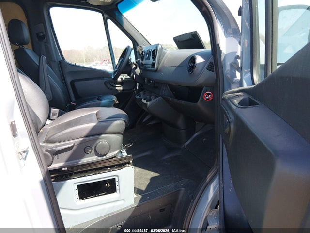 Продажа на аукционе авто 2019 Mercedes-benz Sprinter High Roof I4, vin: WD4PF1ED2KT013497, номер лота: 44499457