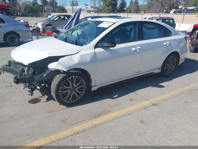 3KPF54ADXPE527193 KIA Forte Gt-line