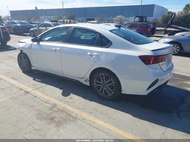 3KPF54ADXPE527193 KIA Forte Gt-line