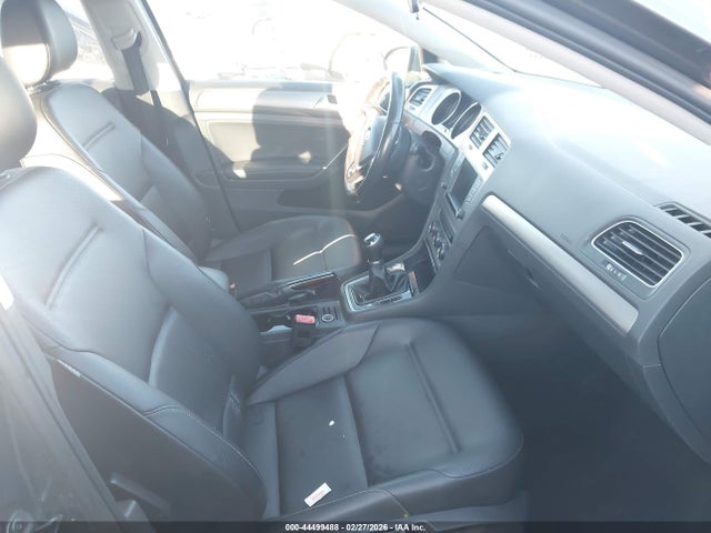 3VW117AU6HM038530 Volkswagen Golf Tsi S 4-door/tsi Wolfsburg Edition 4-door