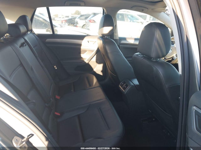 3VW117AU6HM038530 Volkswagen Golf Tsi S 4-door/tsi Wolfsburg Edition 4-door