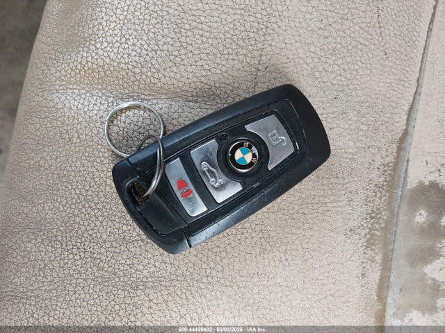 2014 Bmw 528i მანქანა იყიდება აუქციონზე, vin: WBA5A5C55ED505195, აუქციონის ნომერი: 44499492