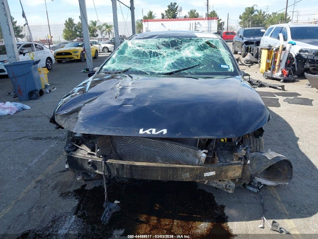 3KPFT4DE7SE111069 KIA K4 Lxs