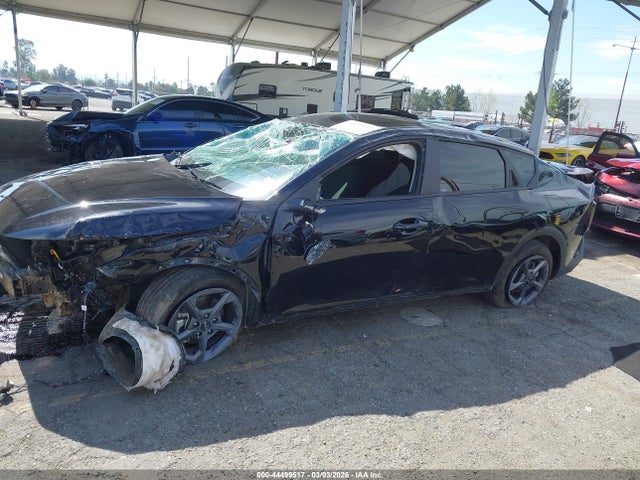 3KPFT4DE7SE111069 KIA K4 Lxs
