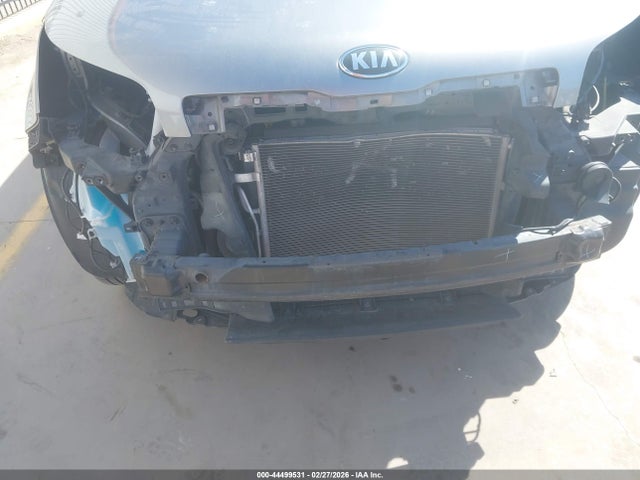 2015 Kia Soul მანქანა იყიდება აუქციონზე, vin: KNDJN2A20F7217372, აუქციონის ნომერი: 44499531