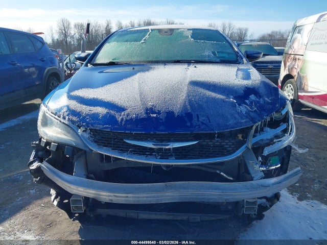 2016 Chrysler 200 Limited მანქანა იყიდება აუქციონზე, vin: 1C3CCCAB6GN112065, აუქციონის ნომერი: 44499540