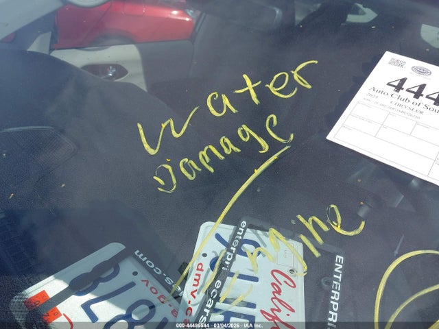 2021 CHRYSLER VOYAGER 2C4RC1DG5MR526230 Photo 5