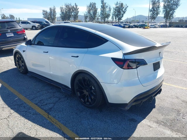 2020 TESLA MODEL Y 5YJYGDEE8LF022344 Photo 2