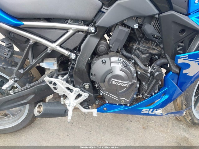 Aukcja sprzedaży 2025 Suzuki Gsx800 F, vin: JS1EM13B2S7101851, numer aukcji: 44499583