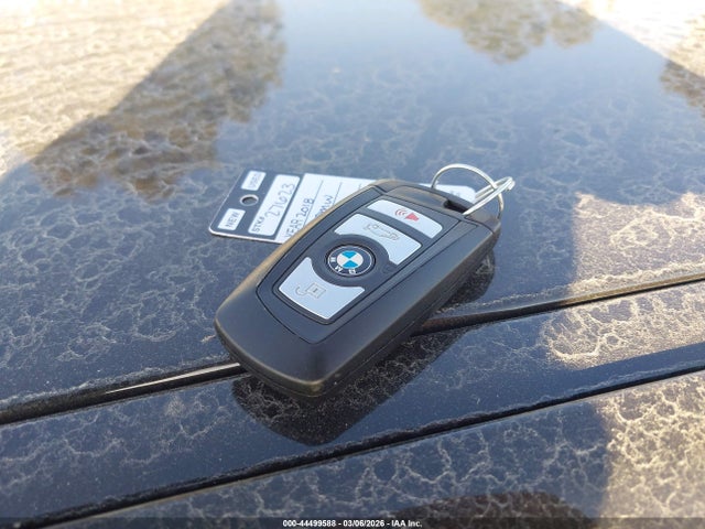 Продаж на аукціоні авто 2018 Bmw 320i, vin: WBA8A9C53JK623353, номер лоту: 44499588